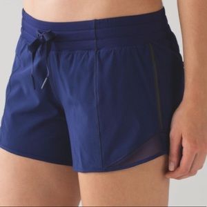 🍋Lululemon Hotty Hot Size 6 Navy